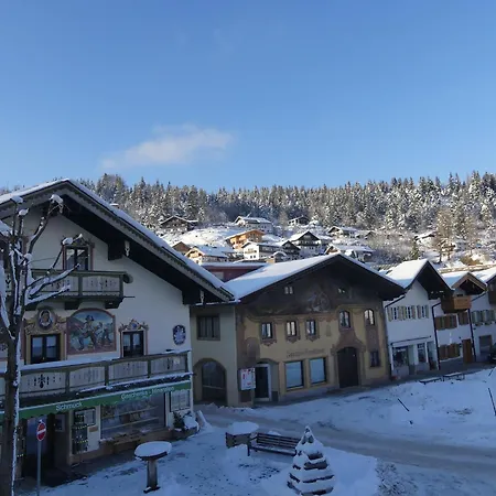 Haus Spornitz Ferienwohnung Mittenwald Exterior photo