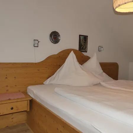 Haus Spornitz Ferienwohnung Mittenwald Exterior photo